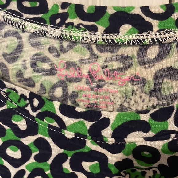 Lilly Pulitzer Cheetah Tshirt - Picture 3 of 4